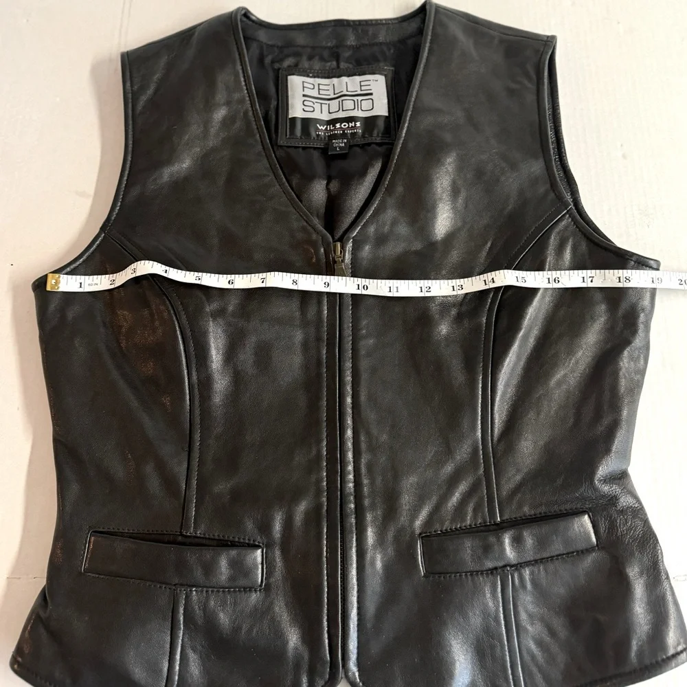 Vtg.Pelle Studio Wilson-Baddie Black Leather full zip vest with 2 pockets.Size L - Picture 2 of 8